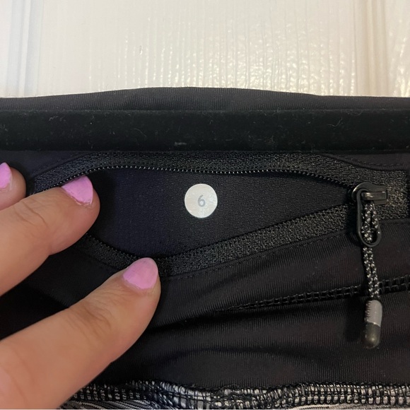 Lululemon Capri Legging 2010ish - Picture 6 of 7